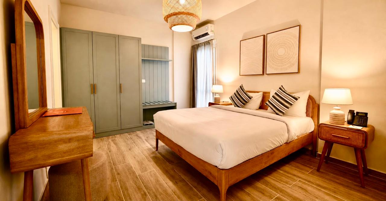 Master bedroom 3